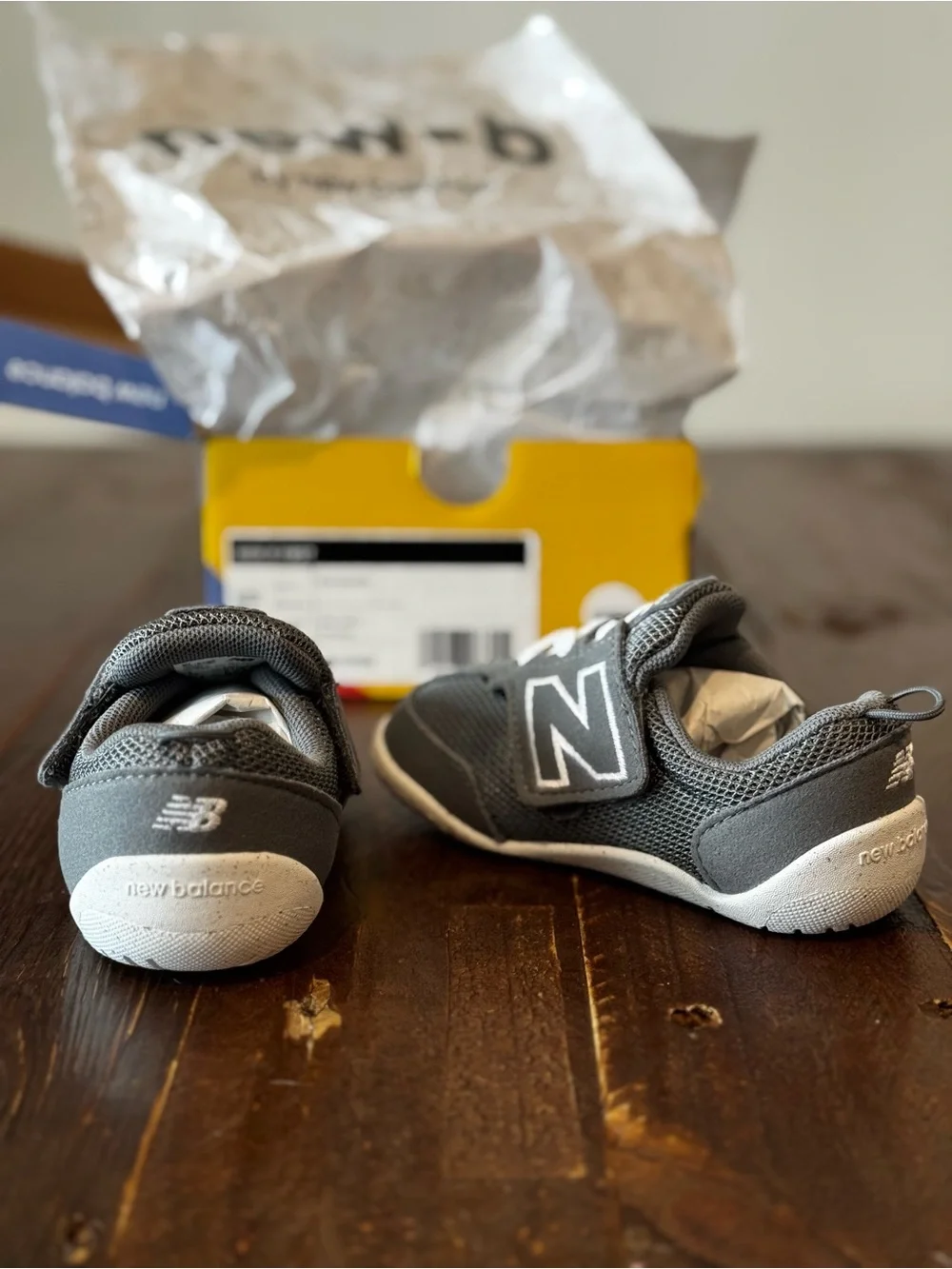 New Balance New-B First Hook & Loop - Toddler 6 W